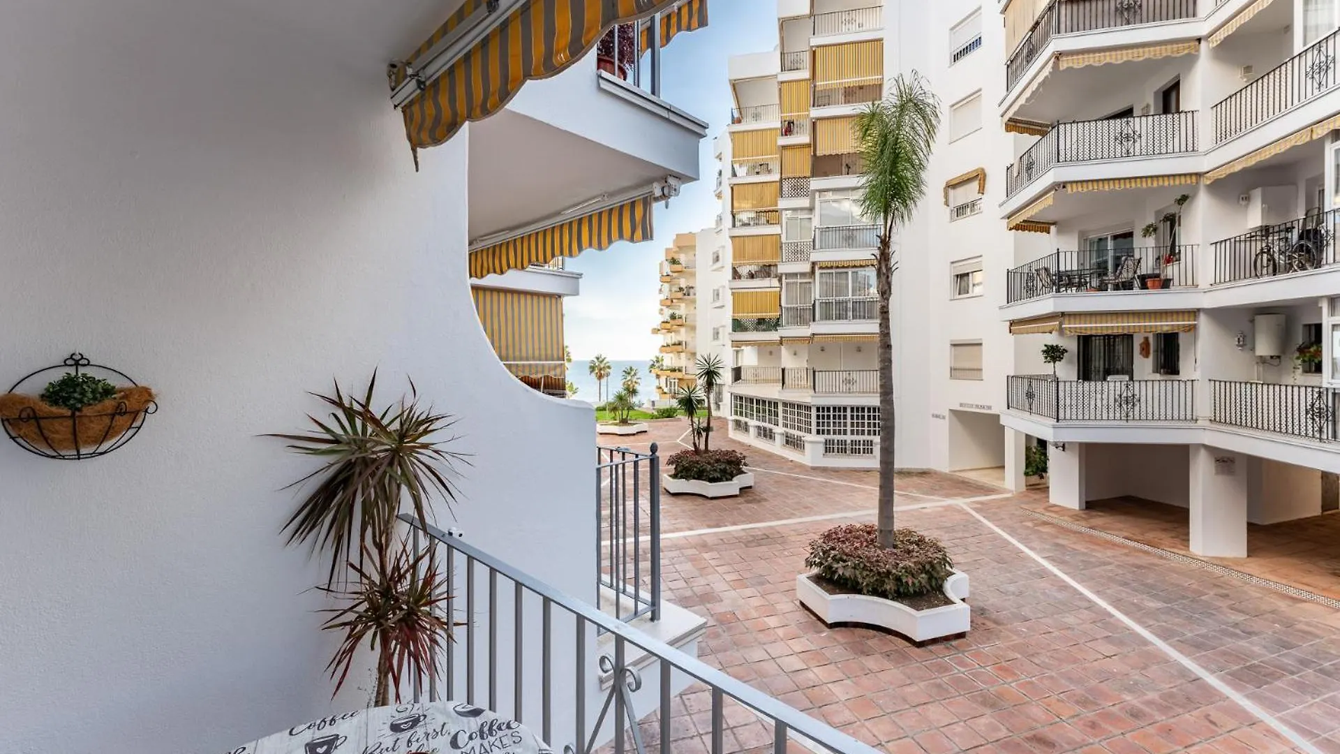 Ct 350 - Faro'S Marbella Beachapartment - Perfect Beachconection Apartment
